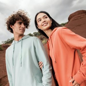 Sweatshirt com capuz fabricada em Portugal